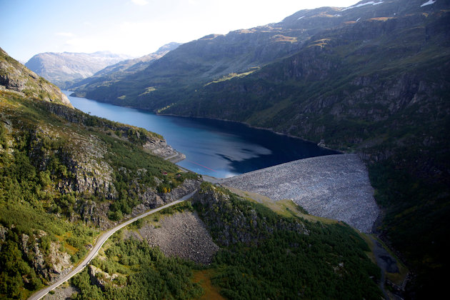 Røldal-Suldal, Valldalen dam og magasin. Røldal-Suldal, Valldalen dam og magasin.